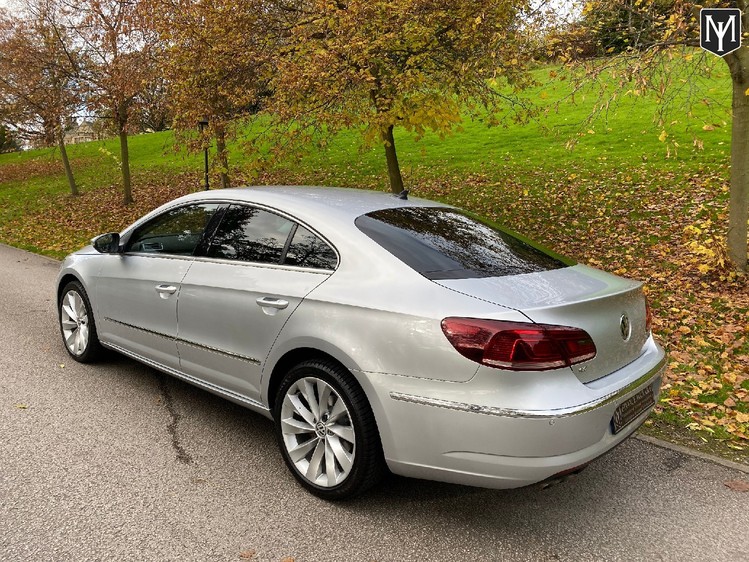 VOLKSWAGEN CC