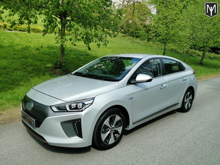 HYUNDAI IONIQ